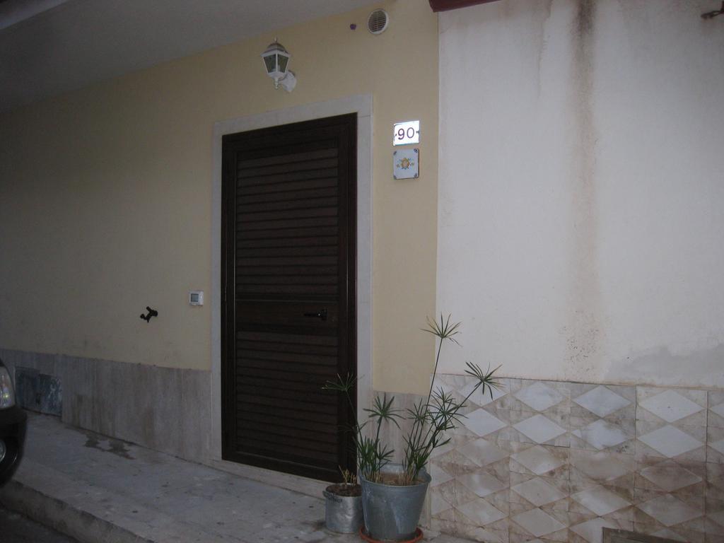 Casa Vacanze Le Rose Marina di Ragusa Buitenkant foto